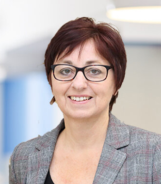 Porträt von Christa Karcher